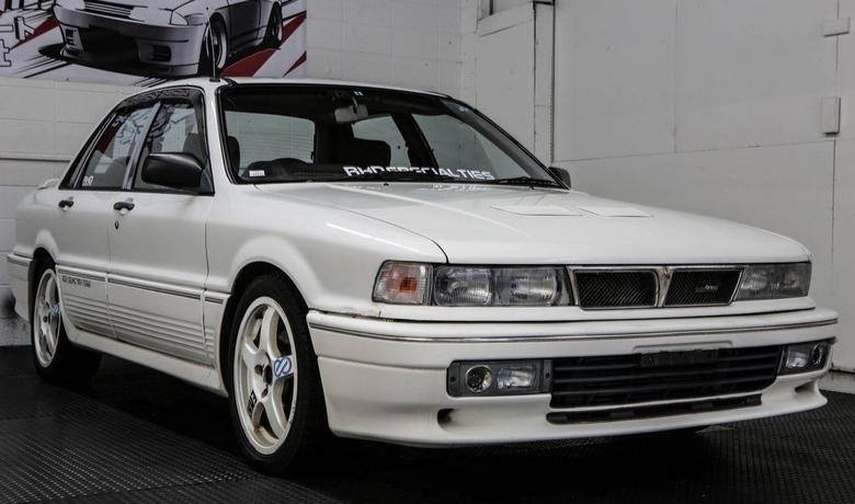 mitsubishi2Bgalant